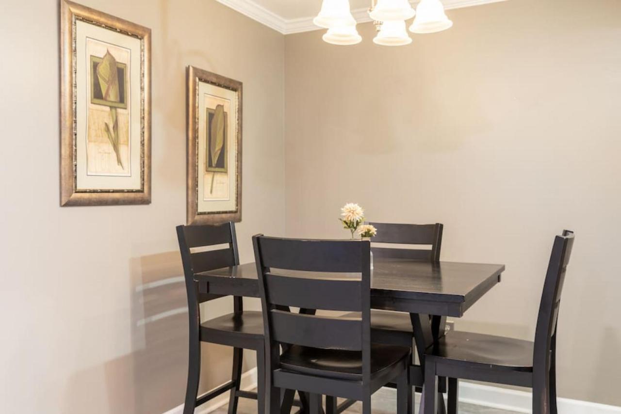 Downtown Condo, Walk To Broadway With Free Parking * Nashville
